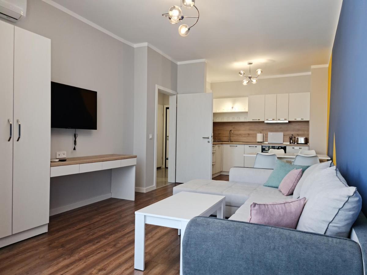 Raya Apartment Atlantis Atmosphere Burgas Bagian luar foto
