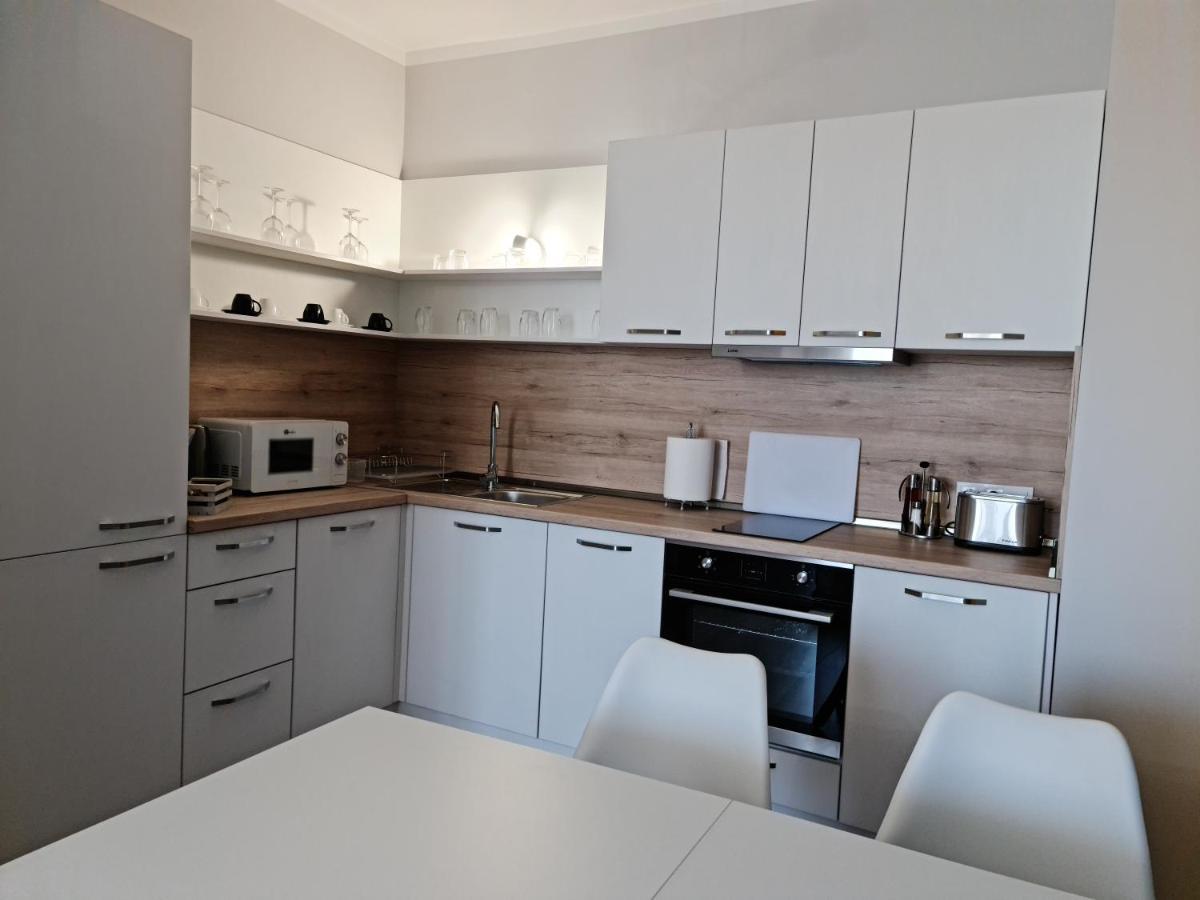 Raya Apartment Atlantis Atmosphere Burgas Bagian luar foto